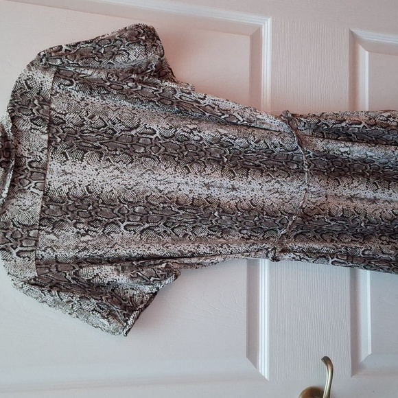 Y womens Alex Marie snake skin design stretch short sleeve regular size dress L - Picture 5 of 6